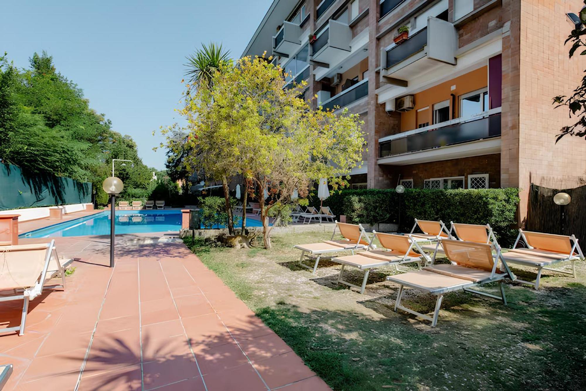 Aurelia Antica Terrace Apt Free Pool And Parking Roma Exterior foto